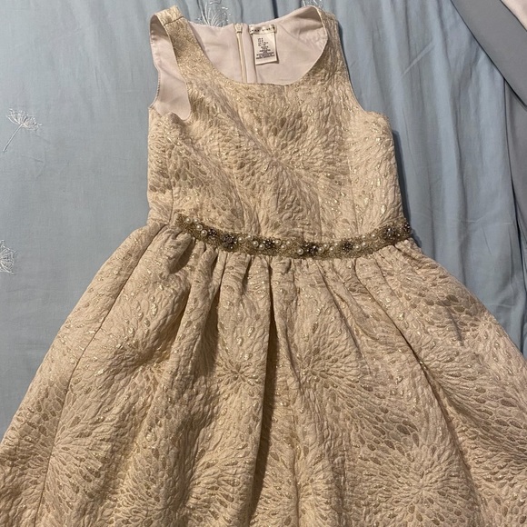 Gorgeous sparkly little girl dress - Picture 6 of 7